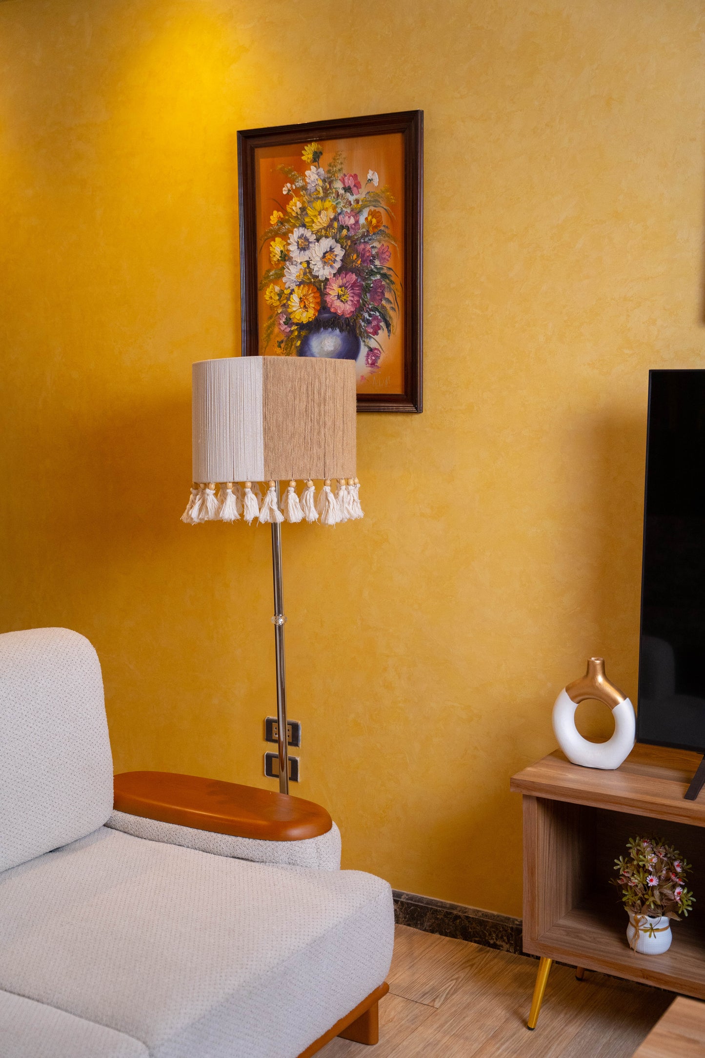 lamp 214 (macrame)