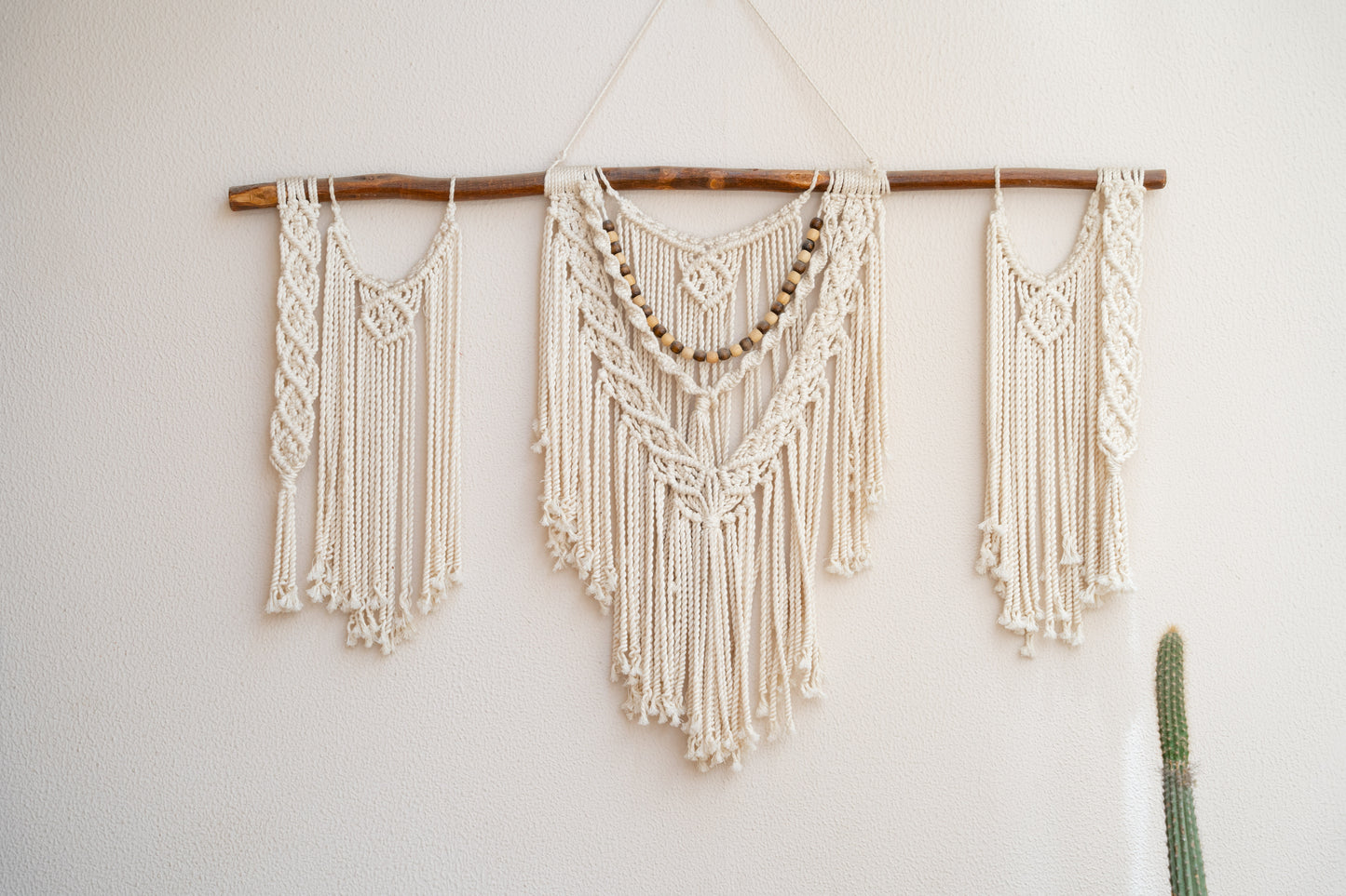 Wall Pendant 400355 (macrame)
