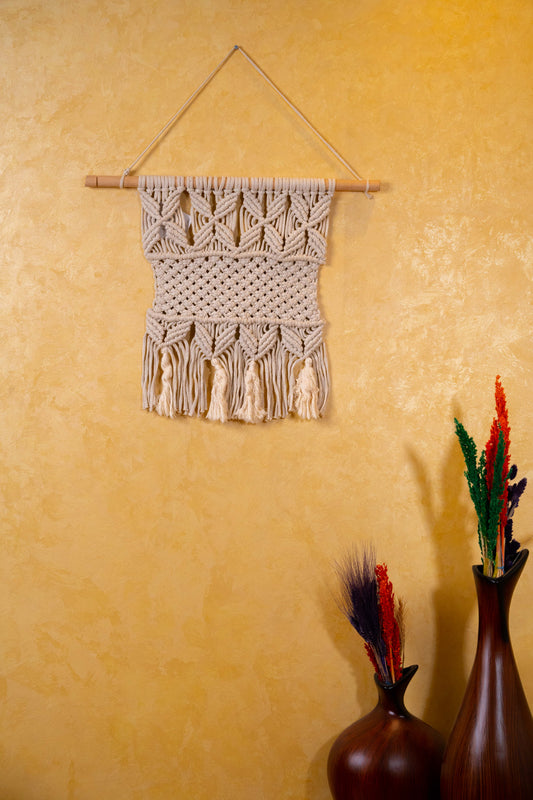 Wall Pendant 400177 (macrame)