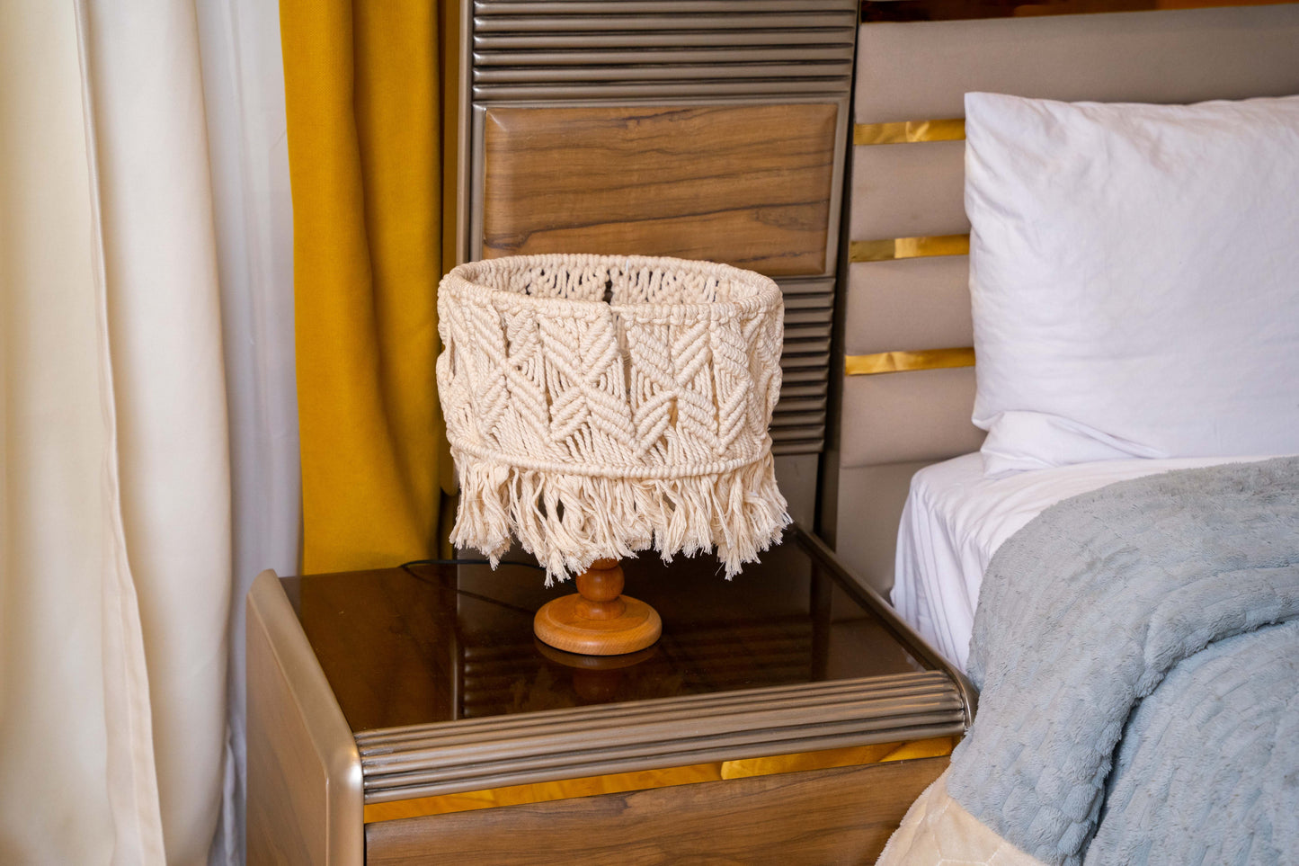 Macrame lamp 400228