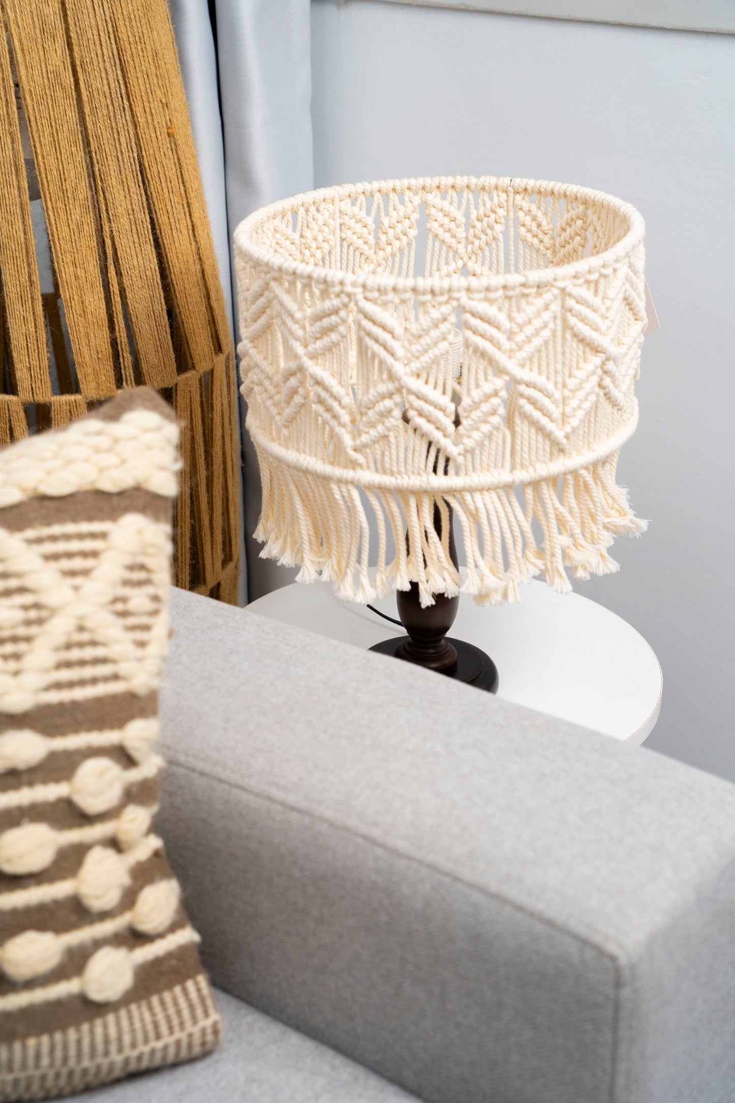 Macrame lamp 400228