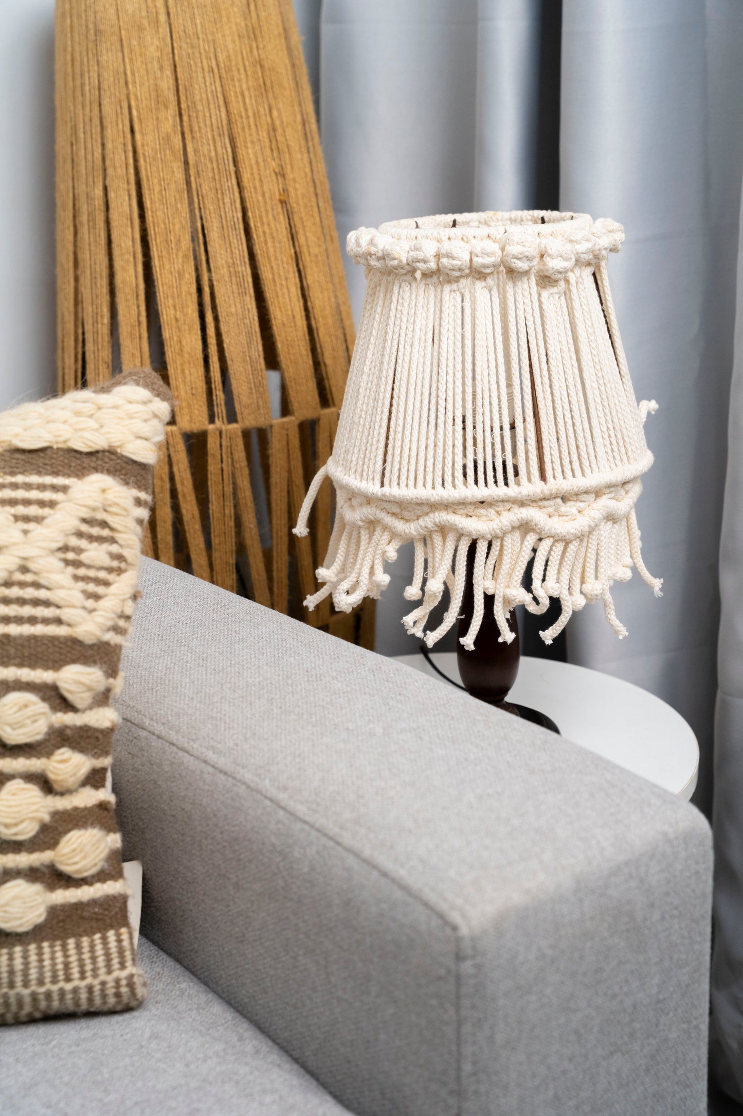desk lamp 400270 (macrame)