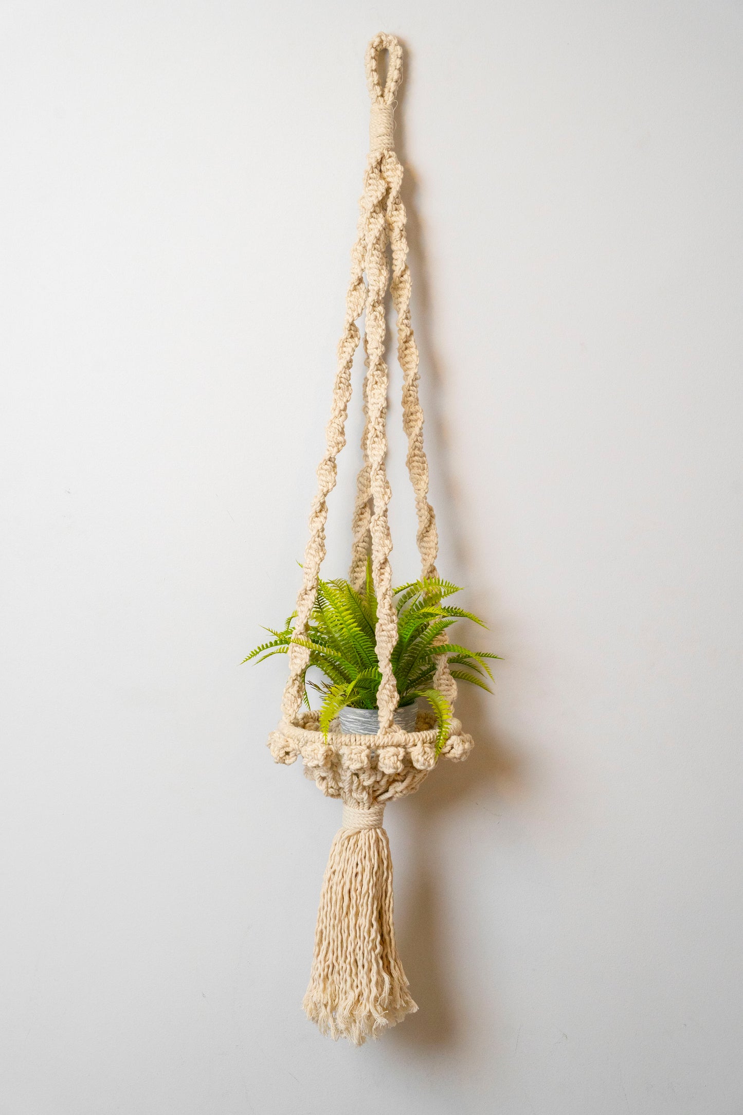 wall Pendant 001 (macrame)