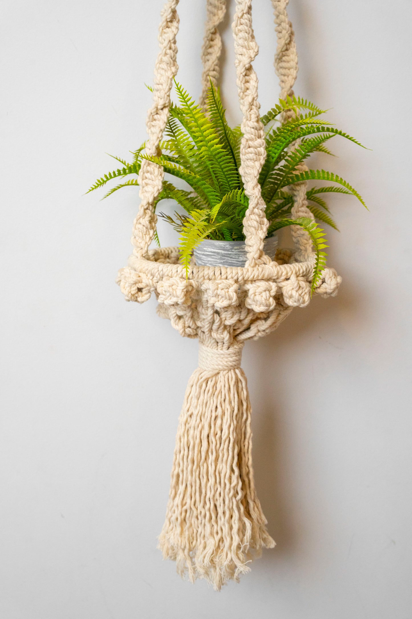 wall Pendant 001 (macrame)