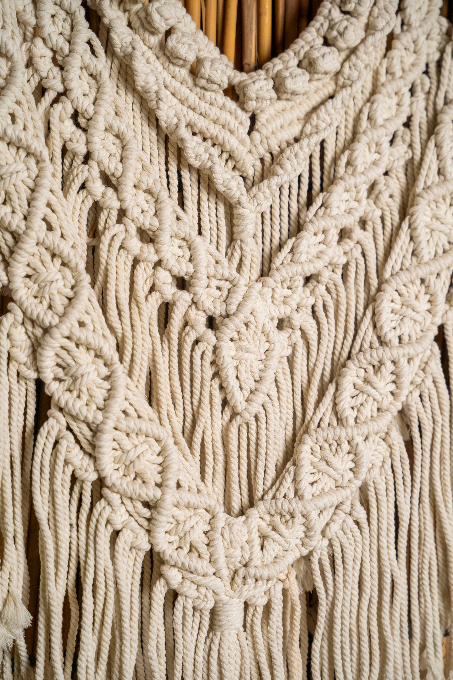wall pendant400333 (macrame)