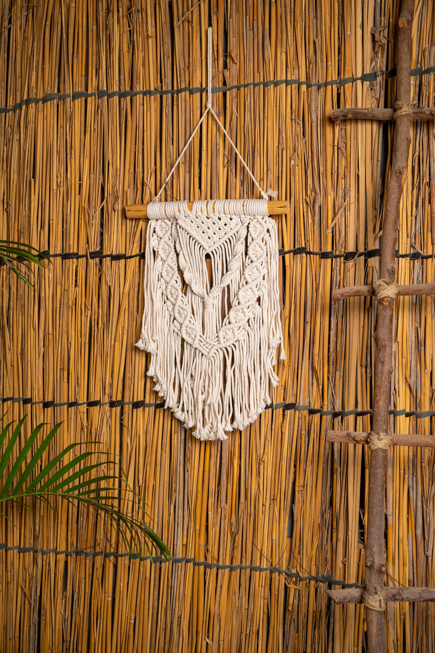 wall pendant 400076 (macrame)
