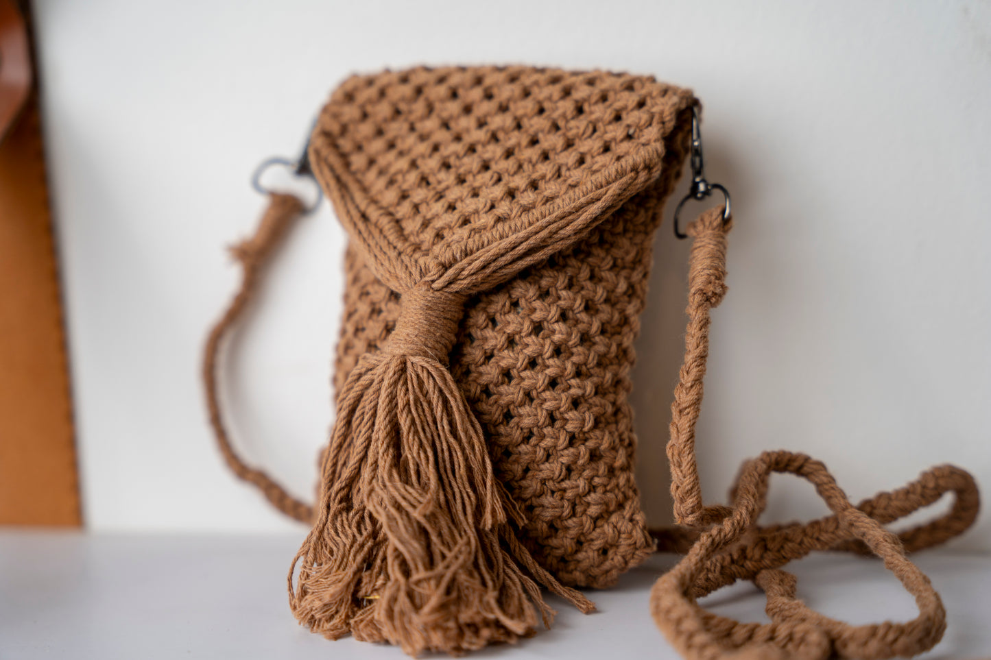 handmade crochet  (mobile cover)