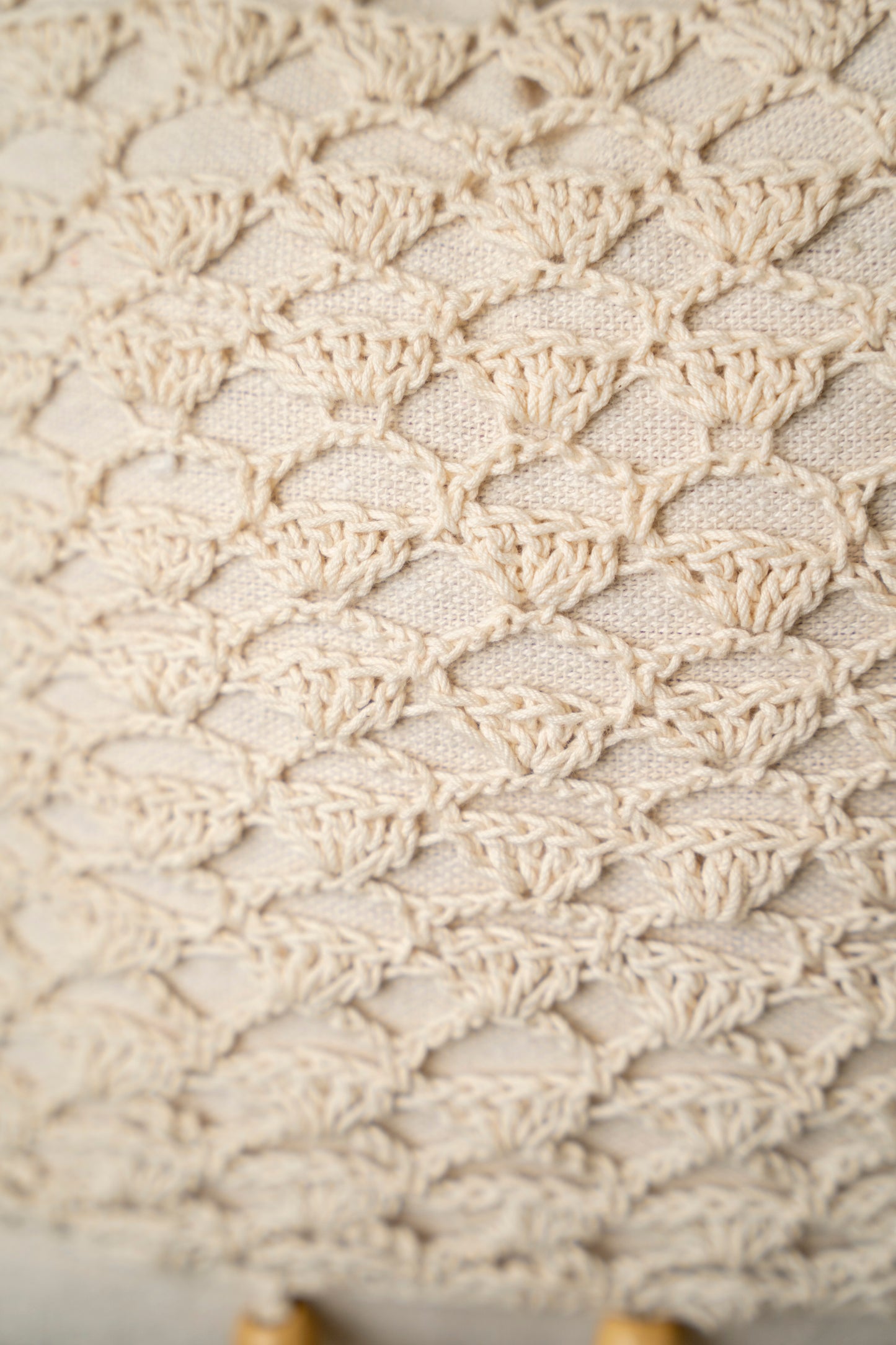 Macrame pillow 390003