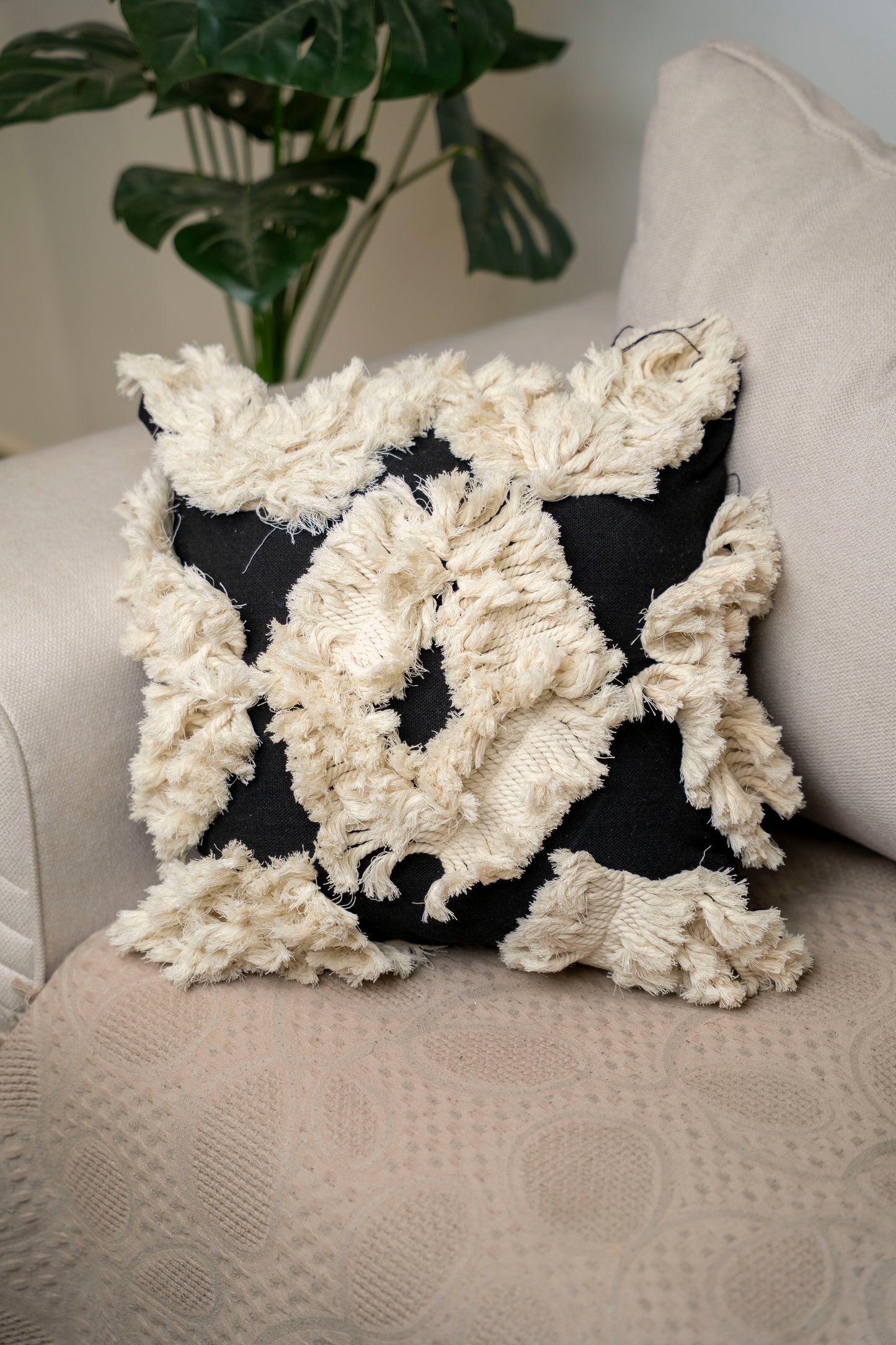 Macrame pillows 400347